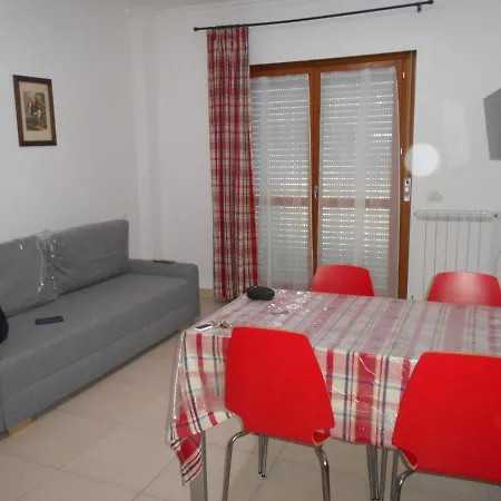ROme Apartment Daire *